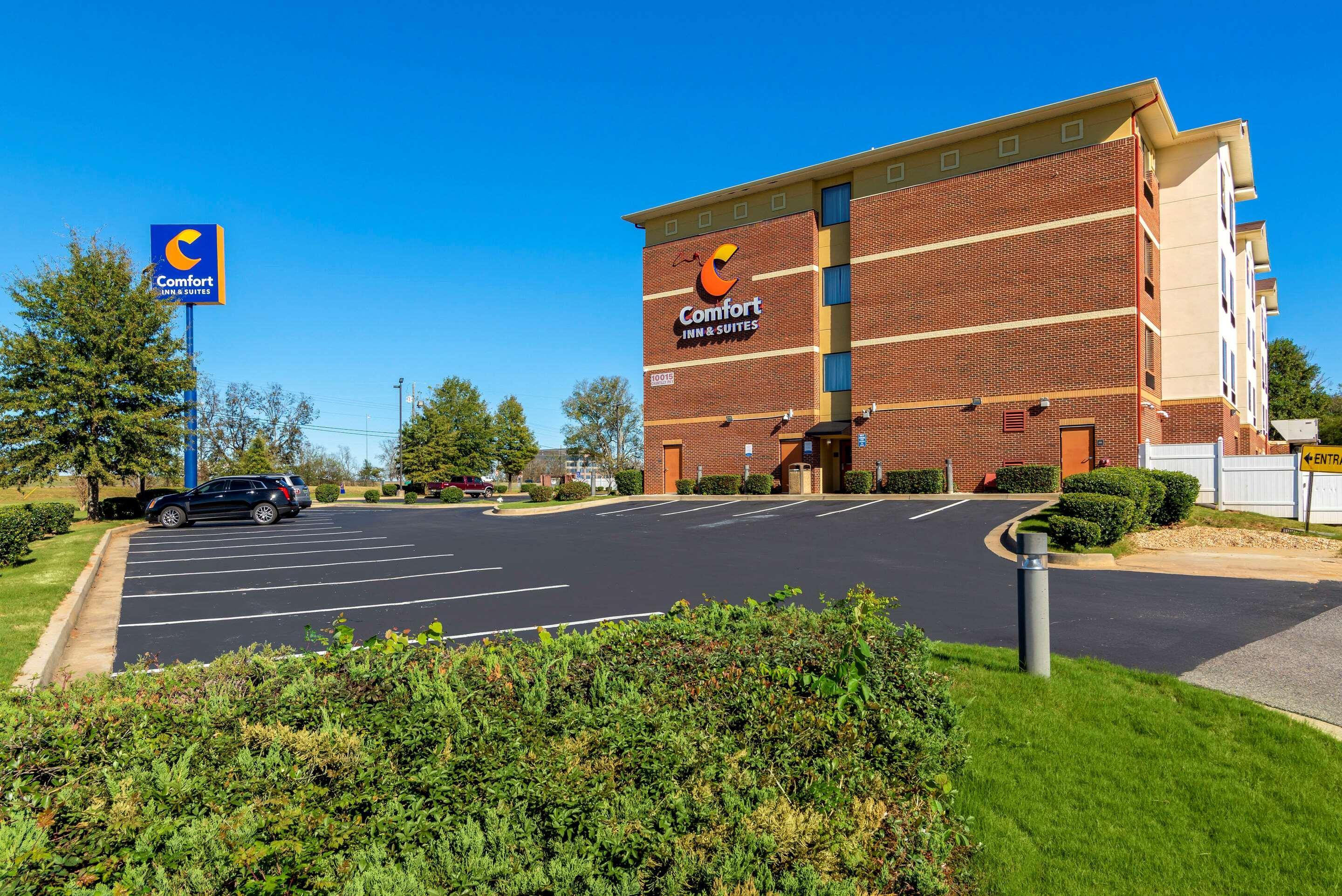 Comfort Inn & Suites Montgomery Eastchase Exterior photo
